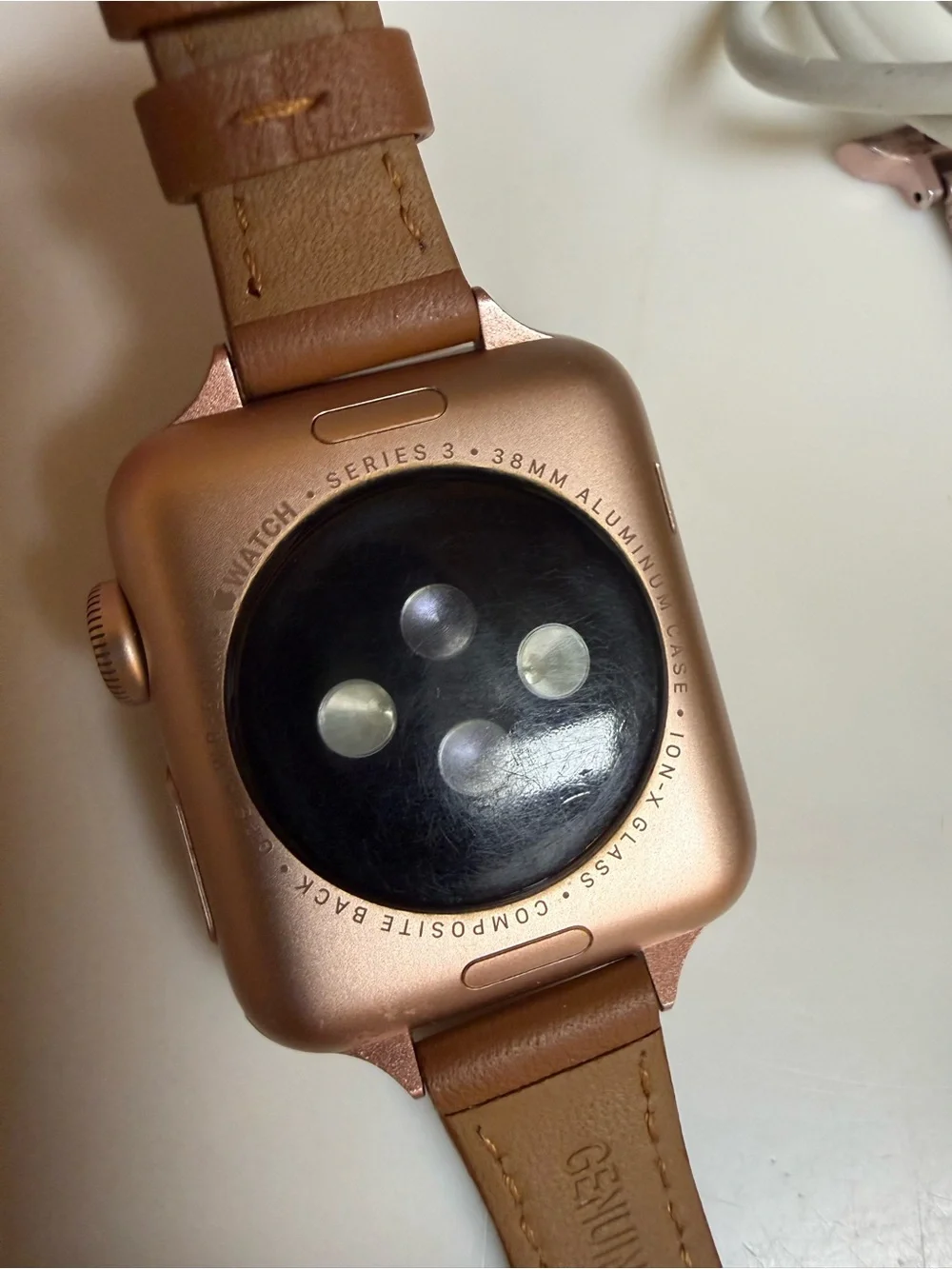 Apple Watch Series 3 — Accessories Included